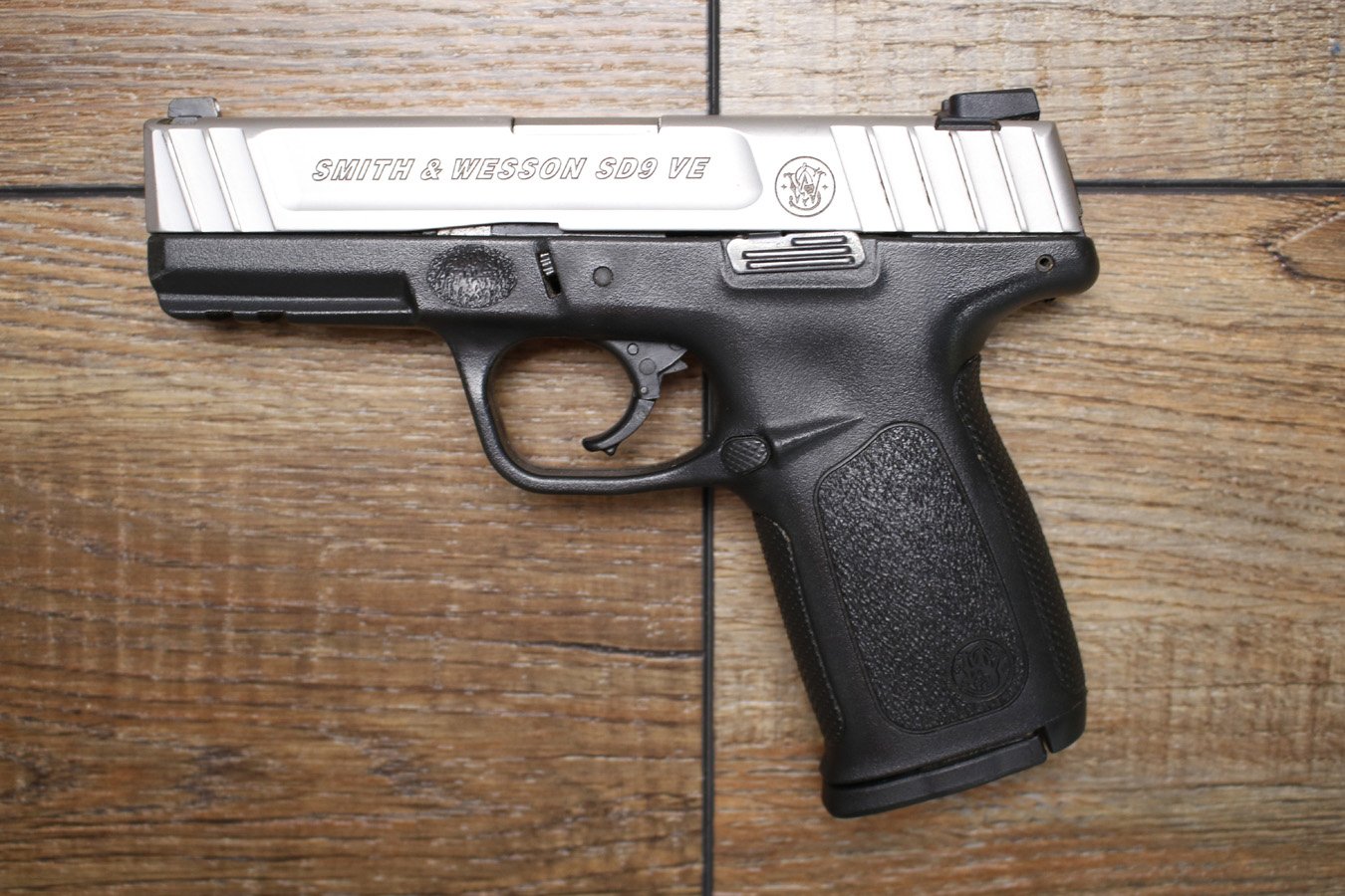 SMITH AND WESSON SD9 VE 9mm Police Trade-in Pistol